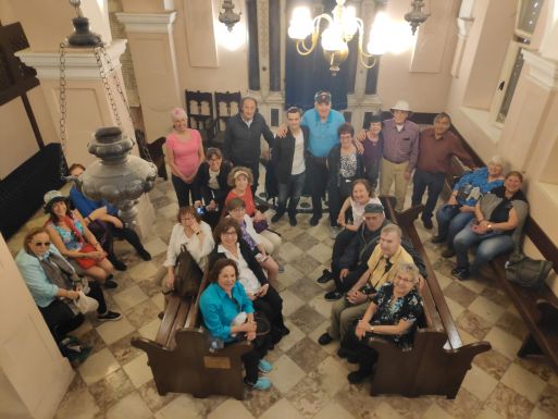 Split synagogue our group